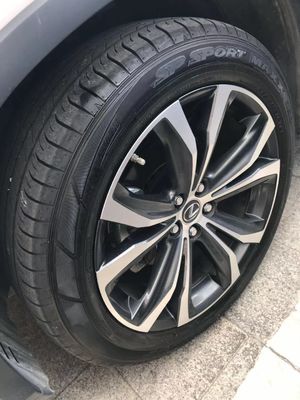 Décapant multi de mousse de but de produits d'entretien automobile d'OEM 750ml pour l'éclat de pneu
